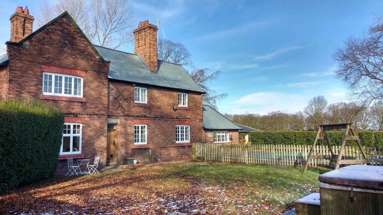 Beech Hill B&B Weaverham Bagian luar foto